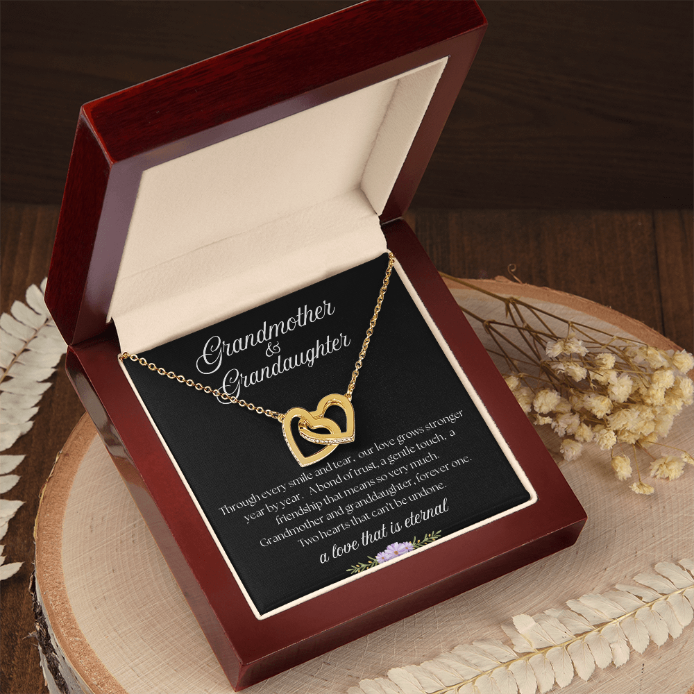 Grandmother & Granddaughter Necklace – Meaningful Gift of Eternal Love
